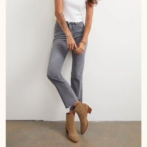 AMO Chloe Crop Straight Leg Size 30 Grey Skies